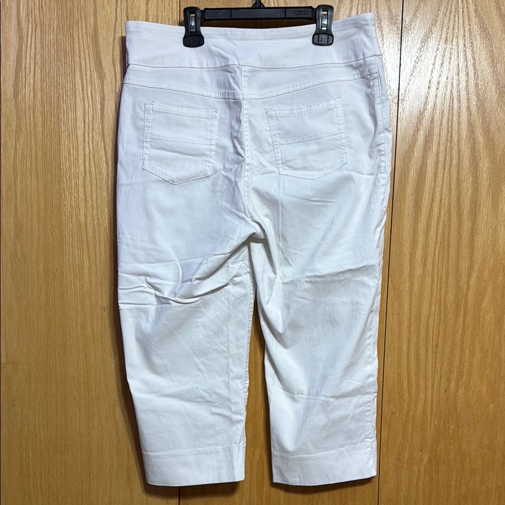 Westbound White Cropped Pants - Picture 3 of 5